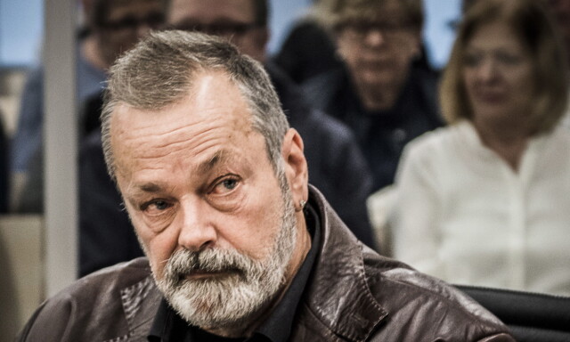 20170918 Eirik Jensen dømmes i Oslo Tingrett. Advokatene Benedict de Vibe og Kaja de Vibe Malling forsvarer Gjermund Cappelen, mens Advokatene Arild Holden og John Christian Elden forsvarer Eirik Jensen. Dommer Dommer Kim Heger. Statsadvokat Lars Erik Alfheim. Guro Glærum Kleppe og Kristine Schilling fra Spesialenheten. Kjæresten til Jensen, Ragna Lise Vikre. Foto: Lars Eivind Bones / Dagbladet